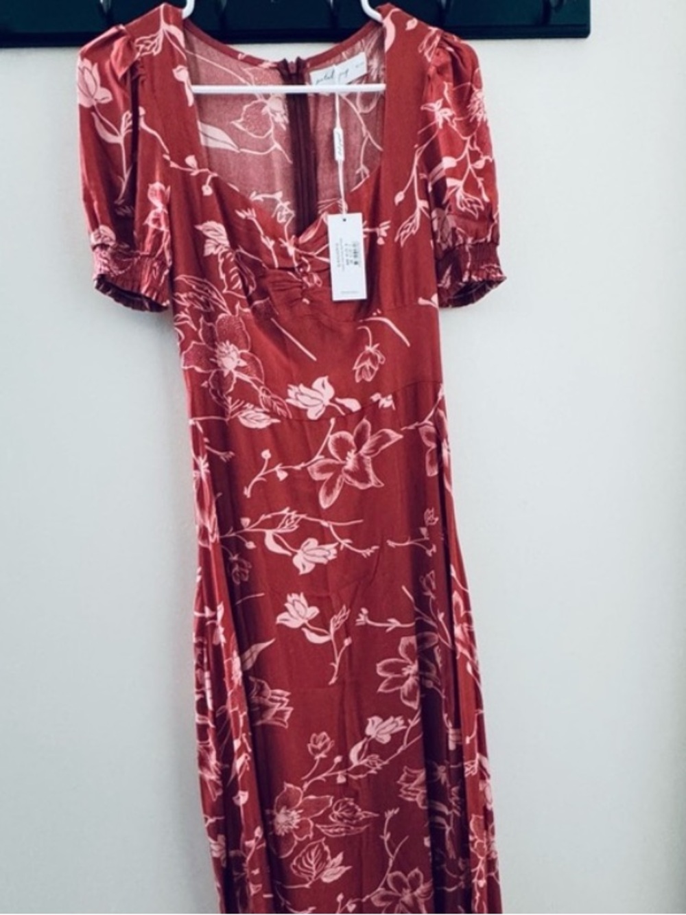 Petal & Pup Franklin Floral Puff Sleeve Midi Dress - Picture 7 of 7